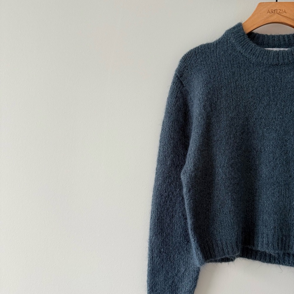 ZARA Blue Cropped Fuzzy Sweater Soft Knit Crew Neck Size S - Picture 5 of 9